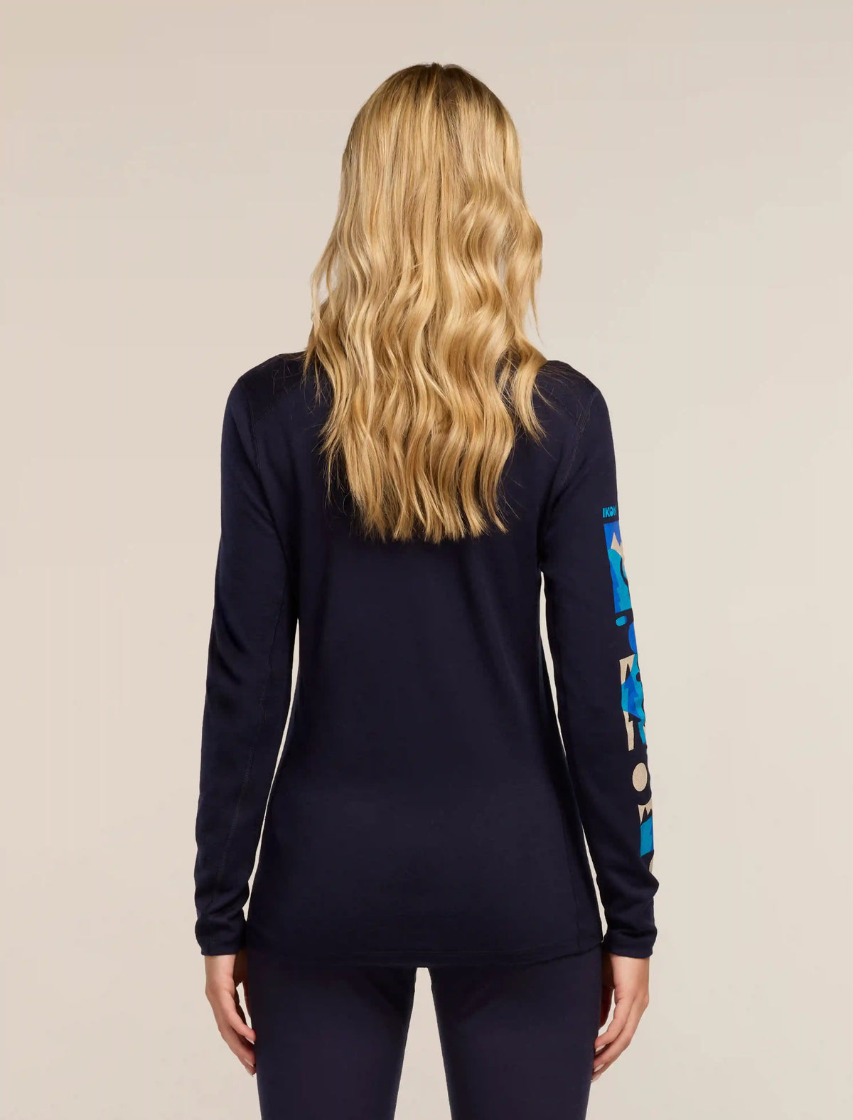 Women's Merino 200 Oasis Long Sleeve Crewe Ikon Pass