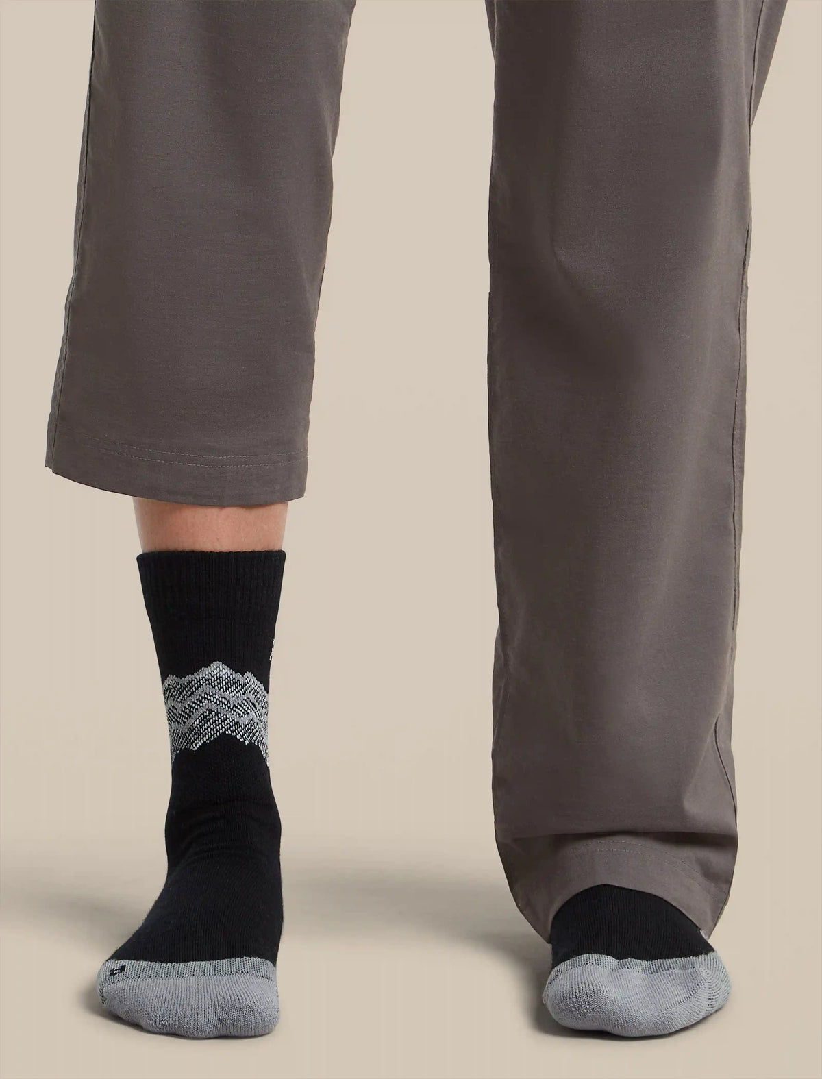 Women's Merino Hike+ Medium Crew Across the Peaks Socks