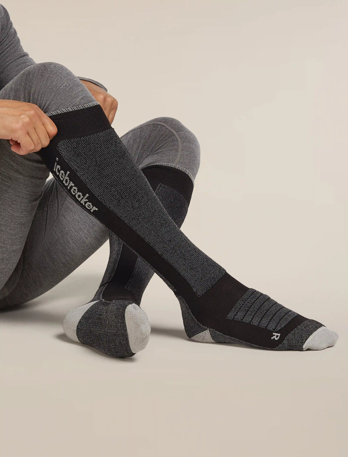 Men's Merino Ski+ Medium Over The Calf Socks
